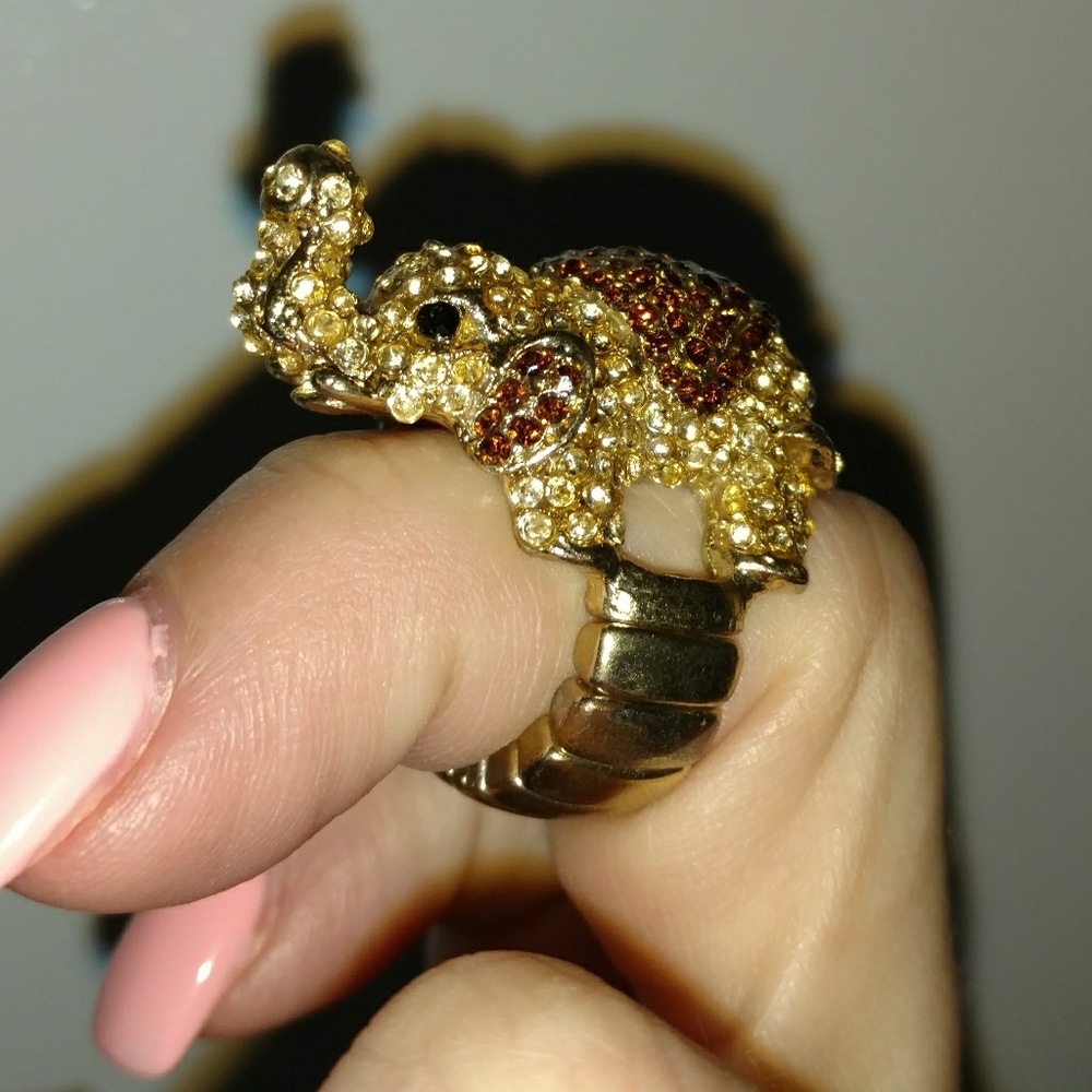 Elephant cocktail ring